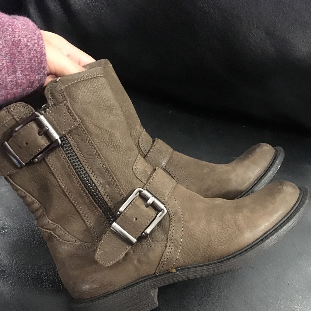 Vince Camuto boots
